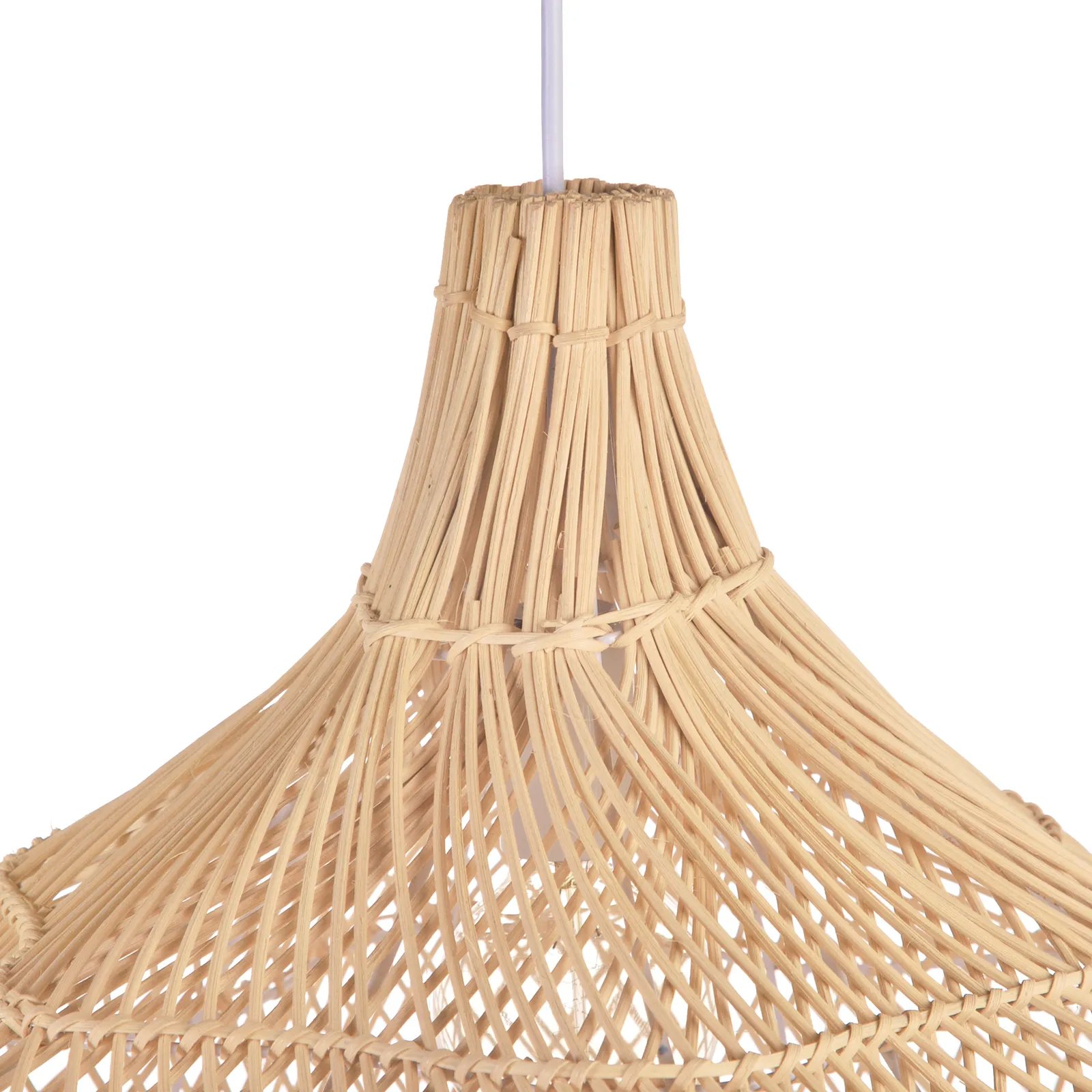 Details Rattan Pendant Light Luminatura (1)